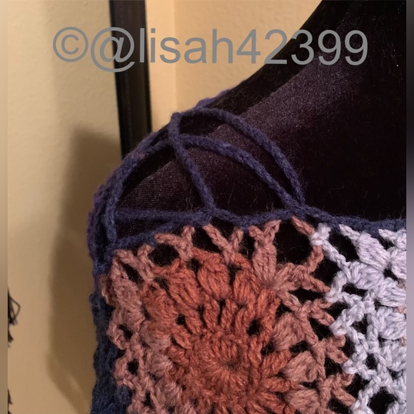 OSFM Handmade Crocheted Poncho - Picture 4 of 7